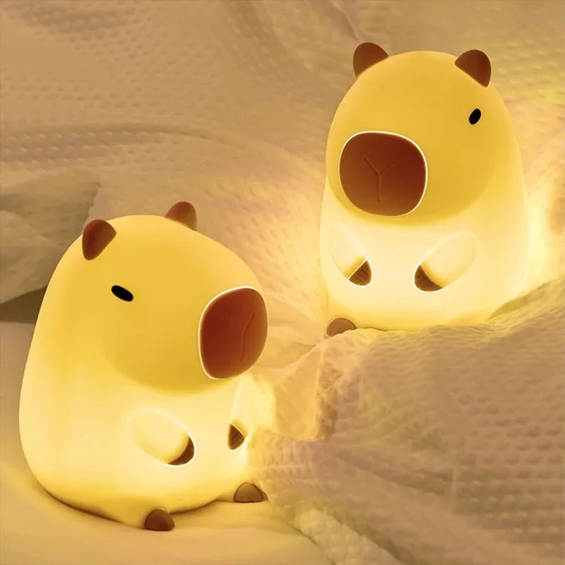 Luz noturna fofa de capivara em silicone
